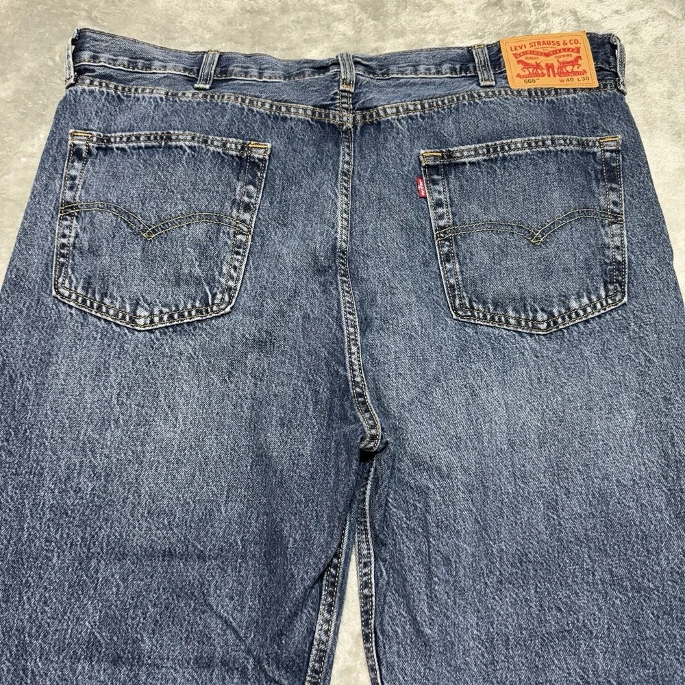 Levi's 565 Loose Straight Fit Jeans Men's 40x27 (Tagged 40x30) Blue Altered‎